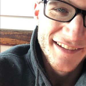 Meet your Posher, Connor